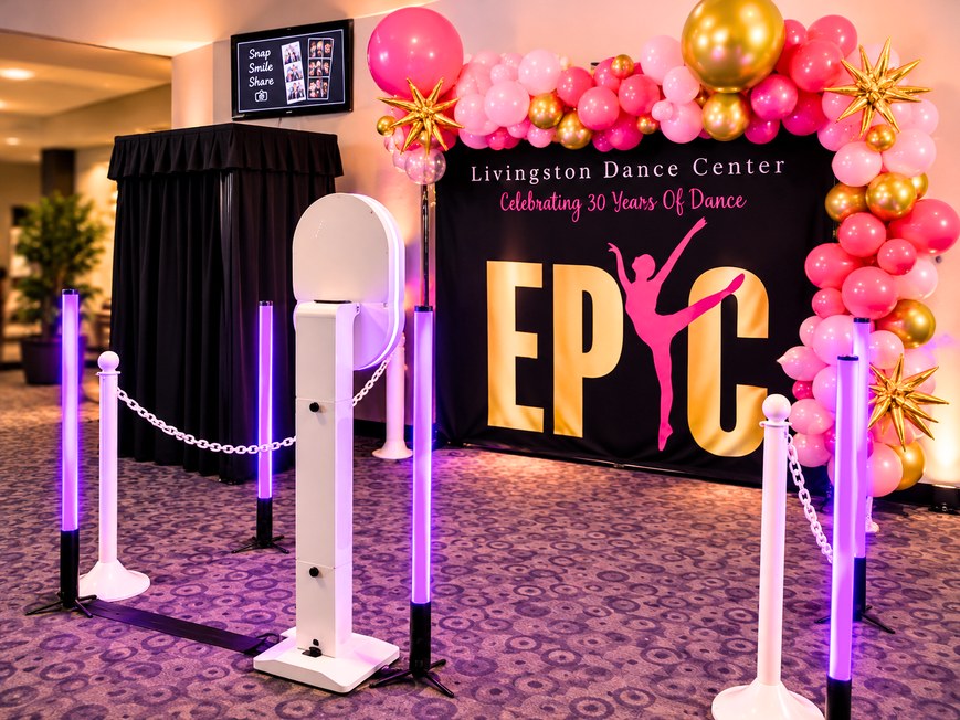 Halo photo booth at a dance event